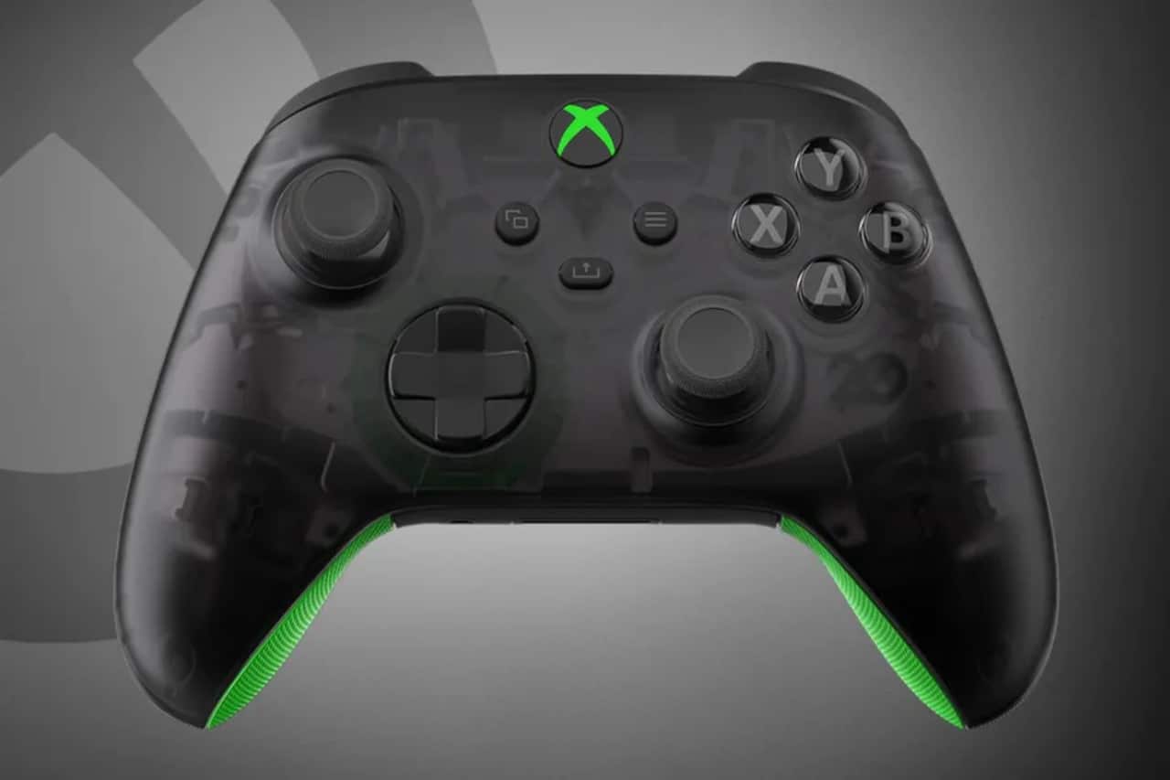 Xbox: ecco il controller e le cuffie del ventesimo anniversario thumbnail