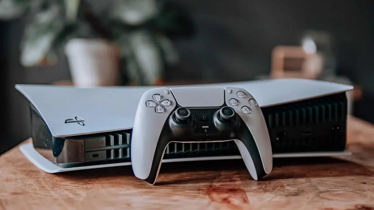 PlayStation 5: nuovo aggiornamento firmware in arrivo thumbnail