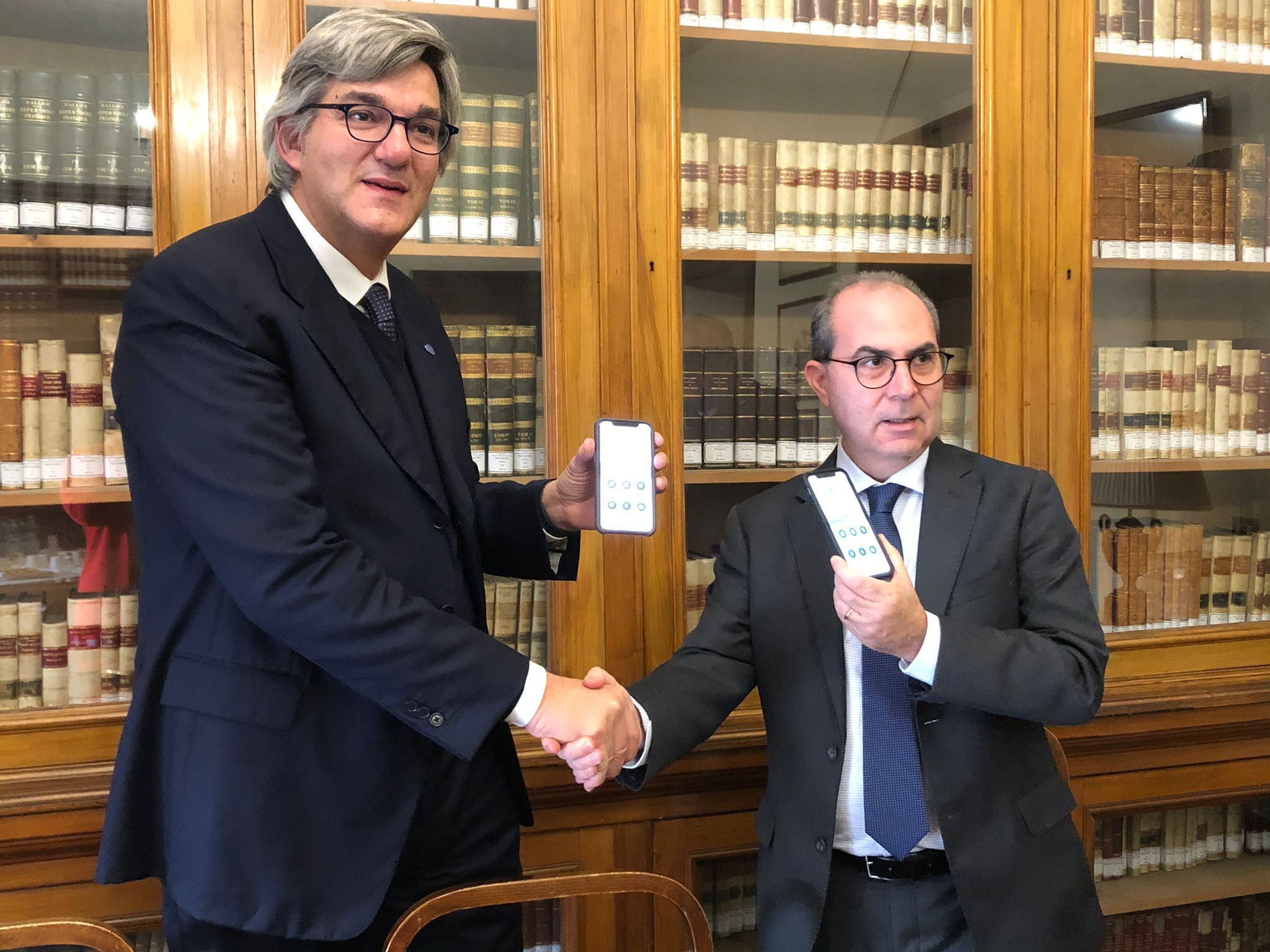 Nasce la prima app ufficiale dell’Ordine degli Avvocati di Roma thumbnail