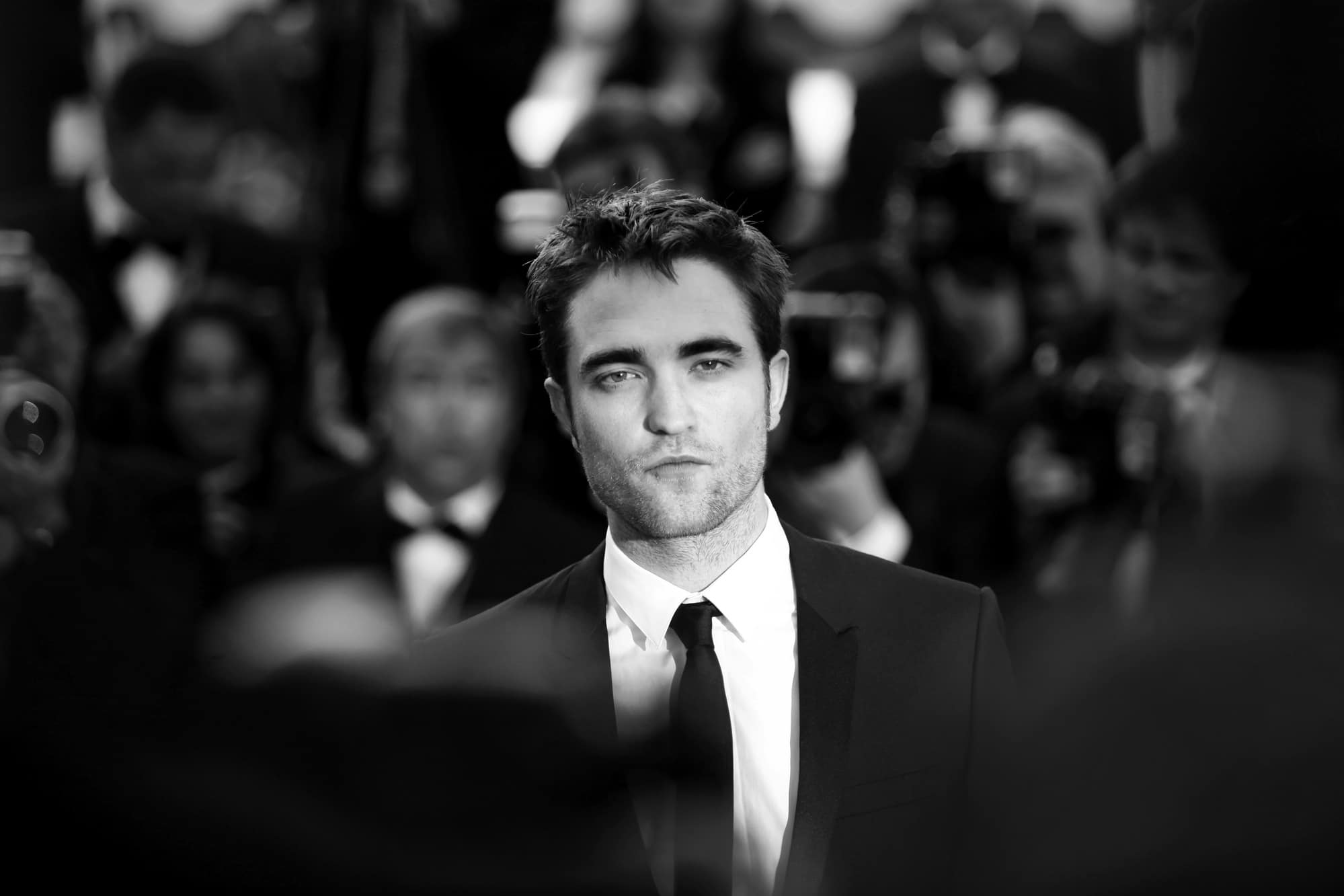 Il regista Matt Reeves rivela che il Batman di Robert Pattinson è ispirato da Kurt Cobain thumbnail