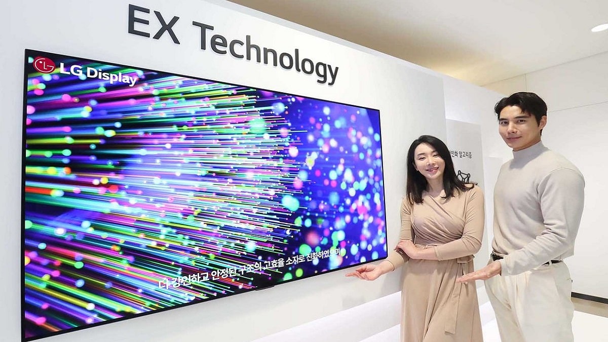 LG presenta le sue TV OLED EX thumbnail
