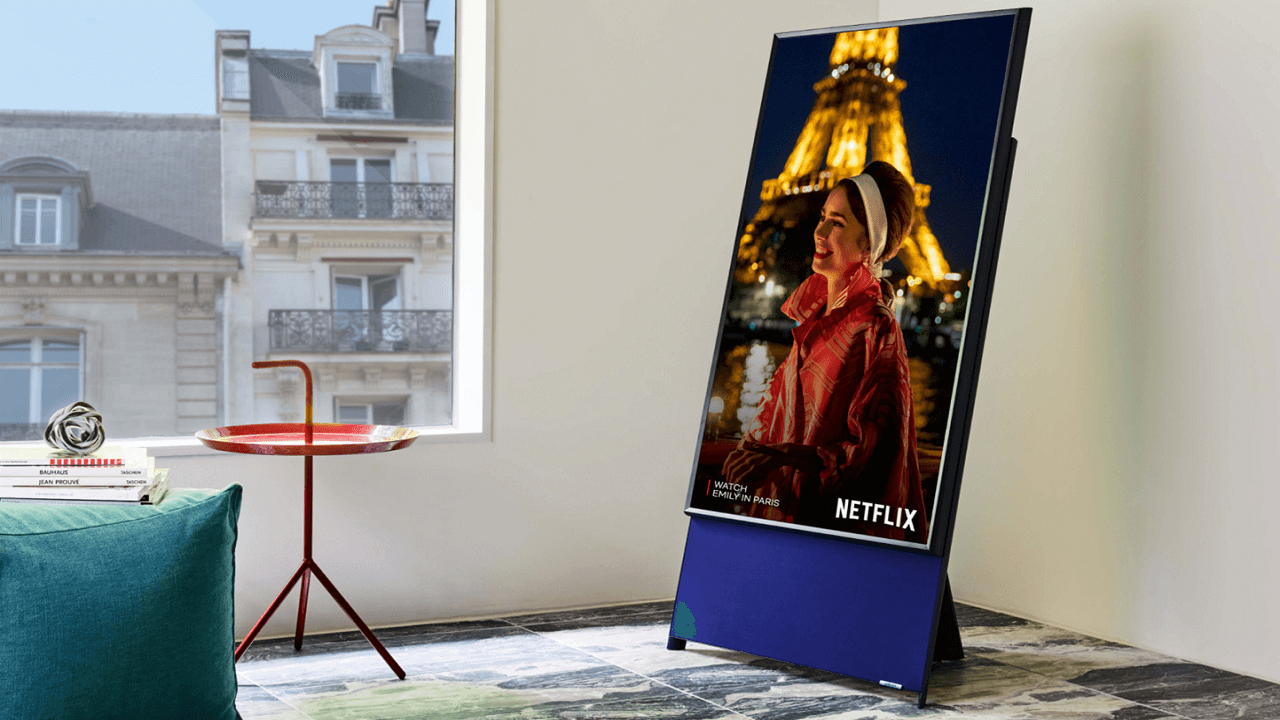 Samsung annuncia la partnership Netflix per Emily in Paris thumbnail