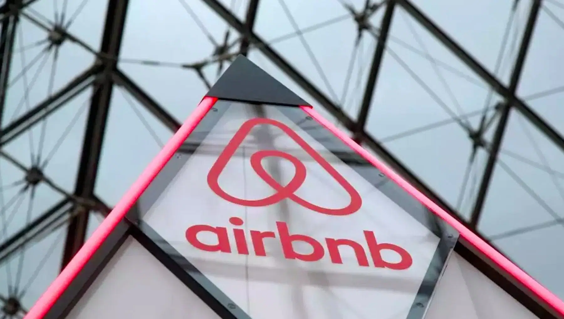 Airbnb accetterà pagamenti in cryptovaluta? E' possibile! thumbnail