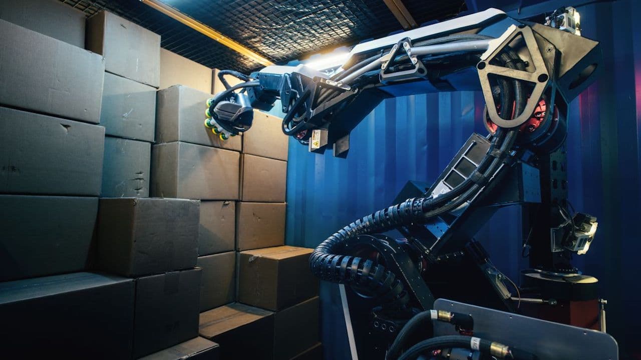 DHL e Boston Dynamics insieme per consegne più rapide thumbnail