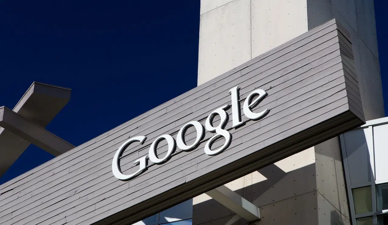 Google e Meta: UE indaga su un accordo tra le società sulla pubblicità online thumbnail