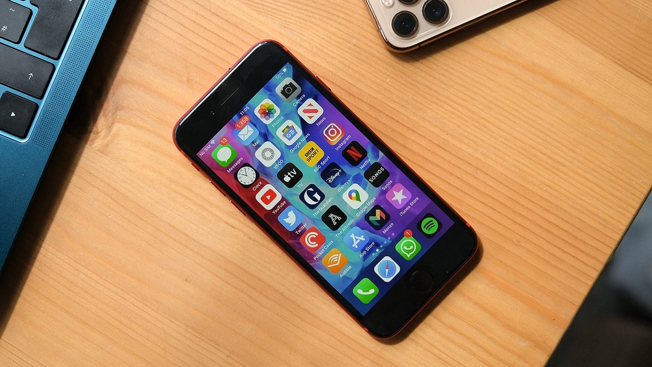 Il nuovo iPhone SE 5G arriva a marzo thumbnail