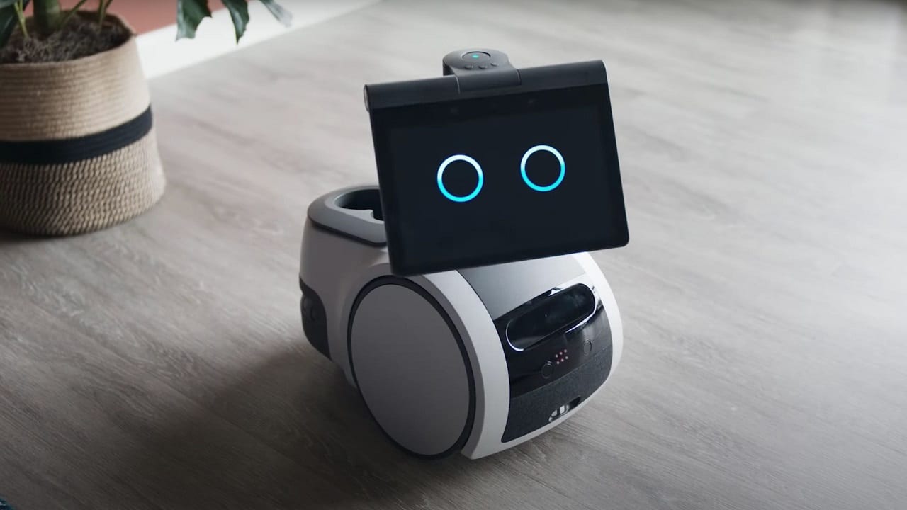 Ecco cosa può fare Astro, l'adorabile robot di Amazon thumbnail