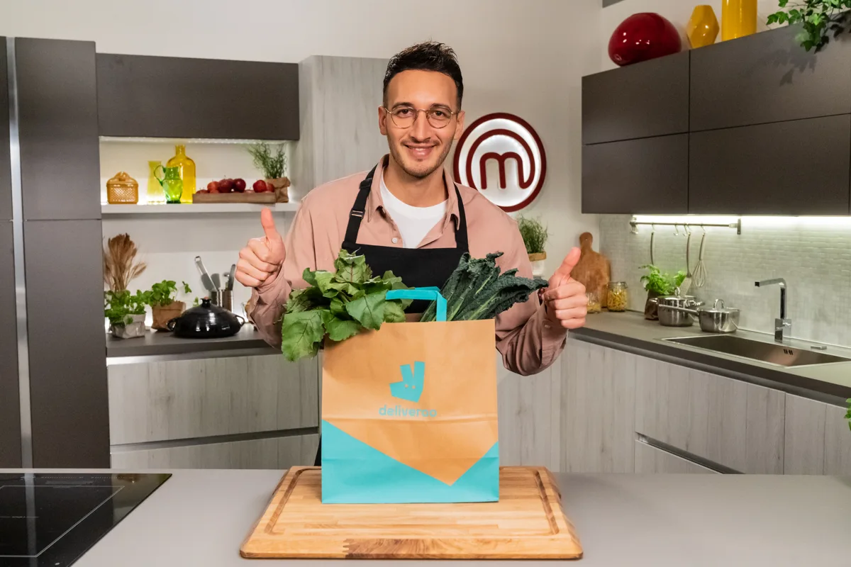 Deliveroo e MasterChef Italia: arrivano le video ricette di Monir thumbnail
