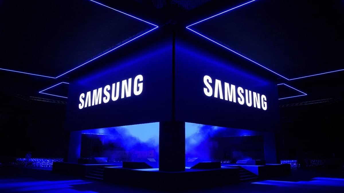 Samsung Galaxy Pop Up Stores in Rome and Milan inaugurated today thumbnail