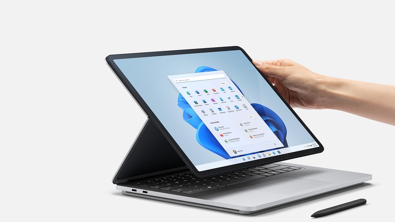 Surface Laptop Studio è disponibile al pre-order in Italia thumbnail