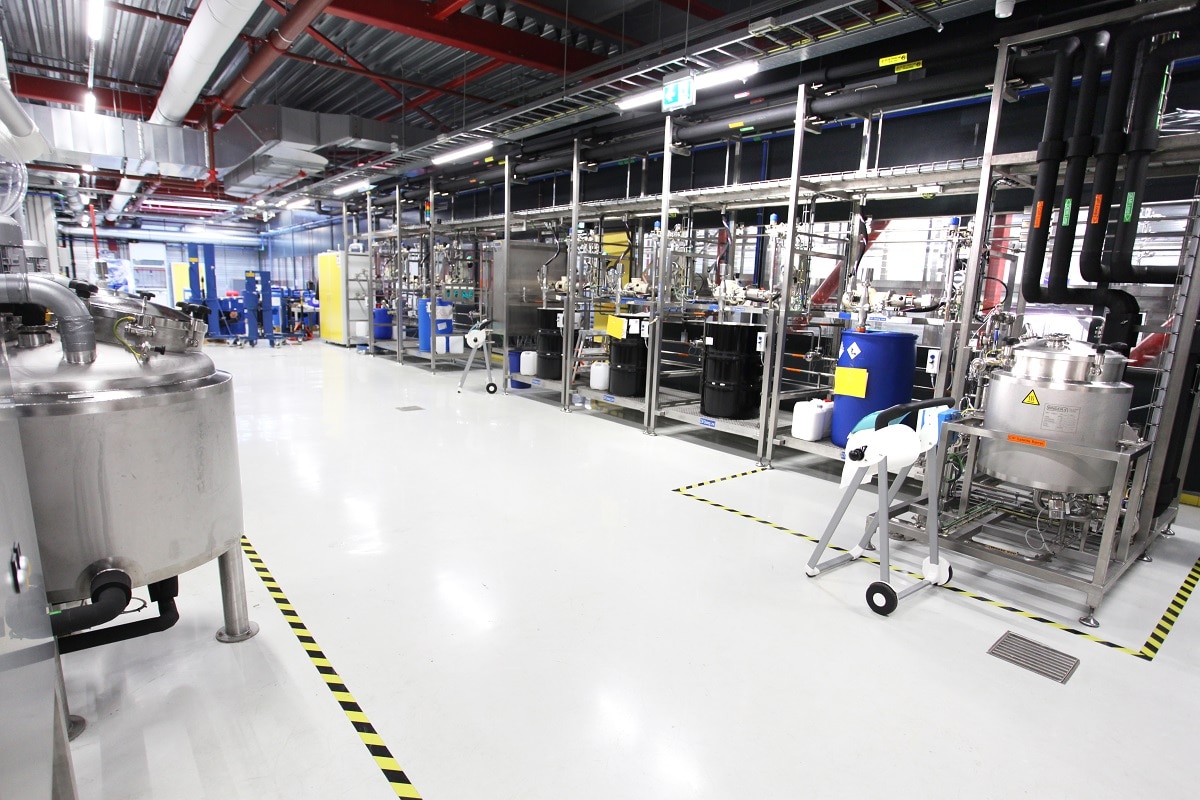 Canon inaugura un nuovo impianto per la produzione di inchiostri polimerici a base acqua thumbnail