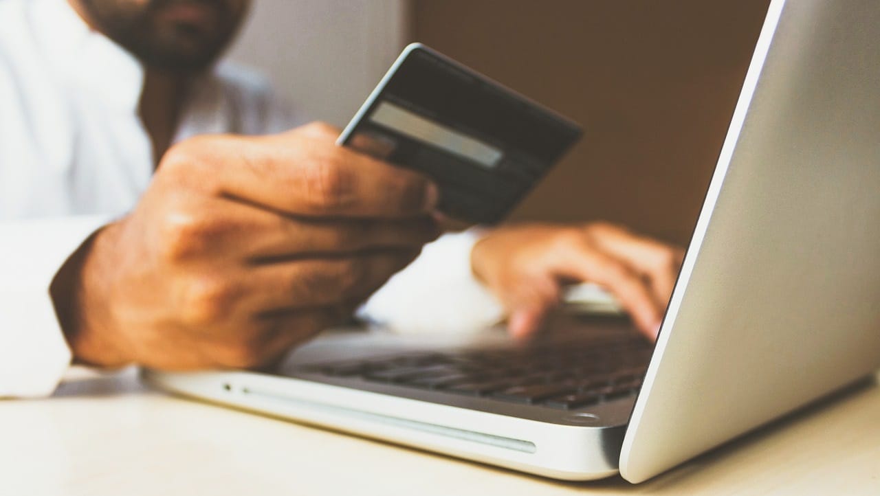 PostePay e Mastercard digitalizzano le richieste di pagamento thumbnail