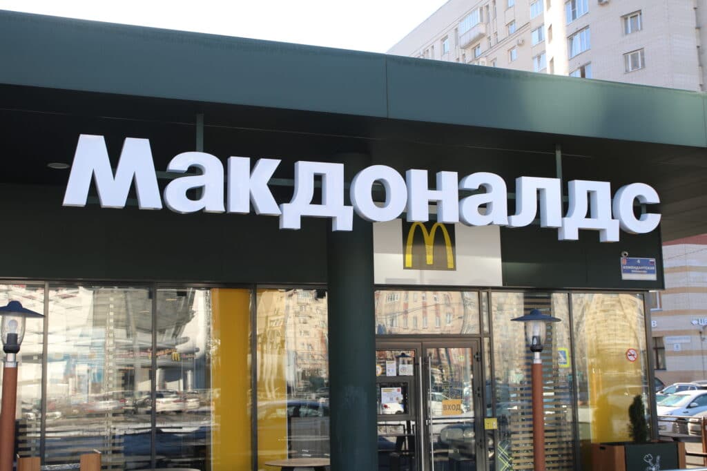 McDonald's vendita attività in Russia