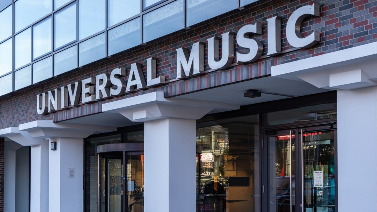 Universal Music: attività sospese in Russia thumbnail