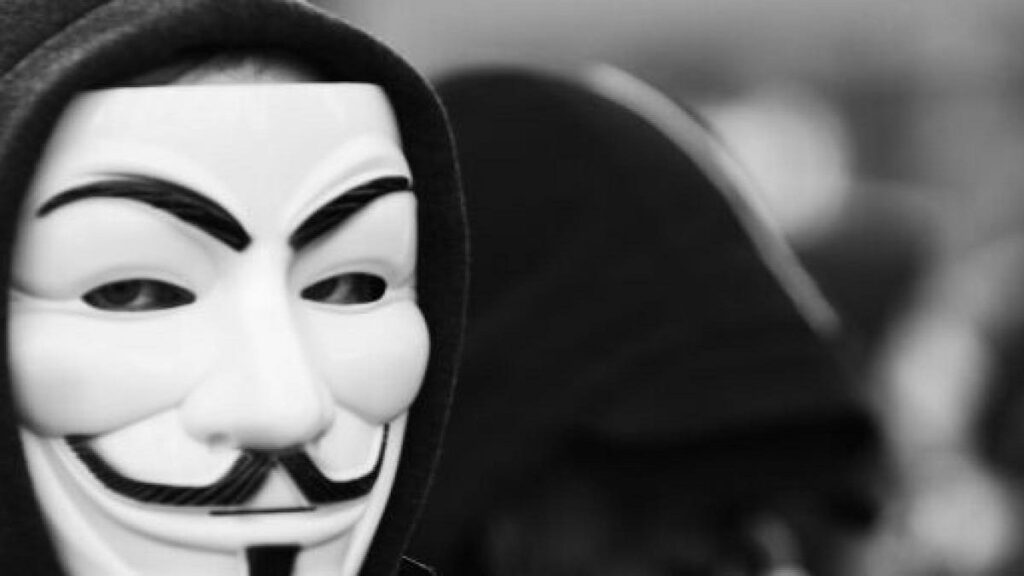 anonymous cina attacchi hacker min