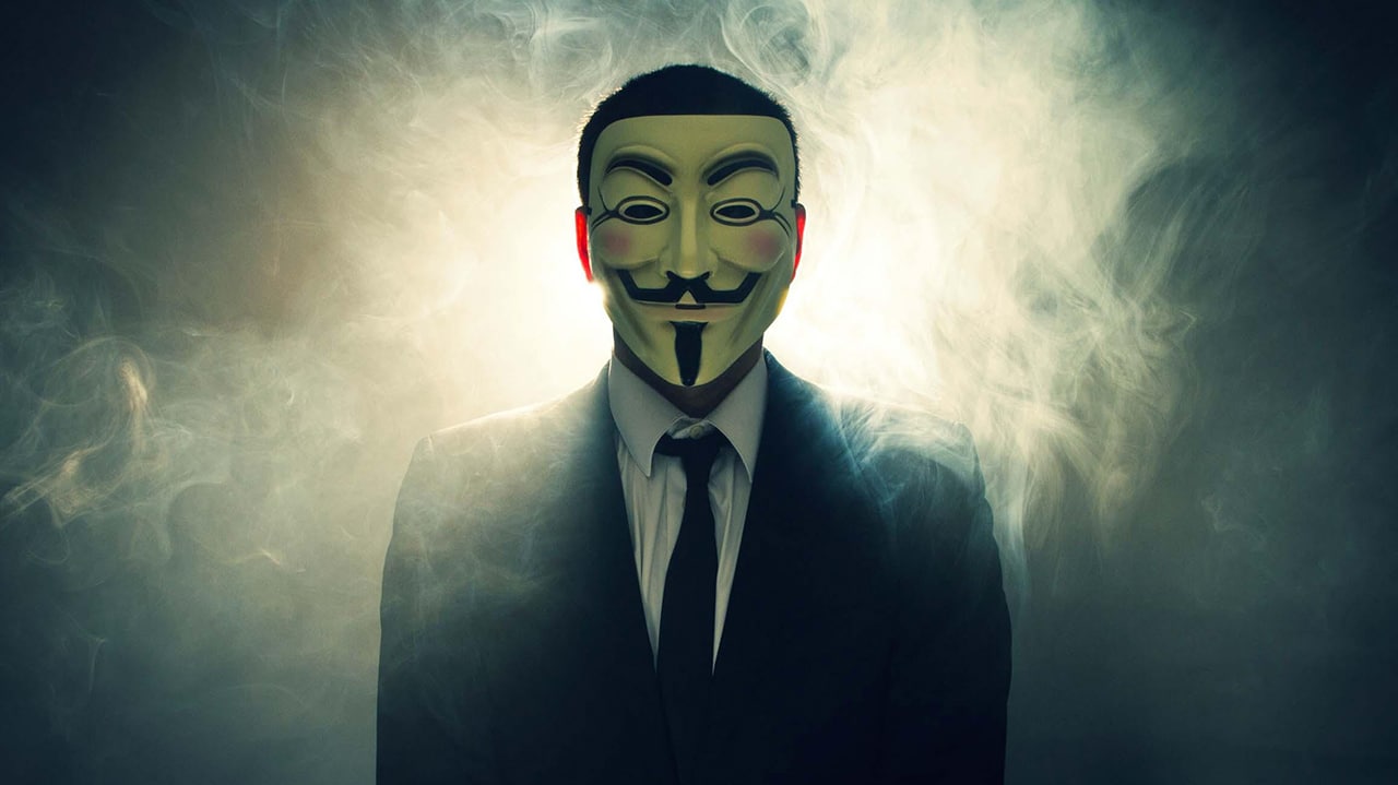 Anonymous, messaggi anti-propaganda nelle stampanti e nei software russi thumbnail