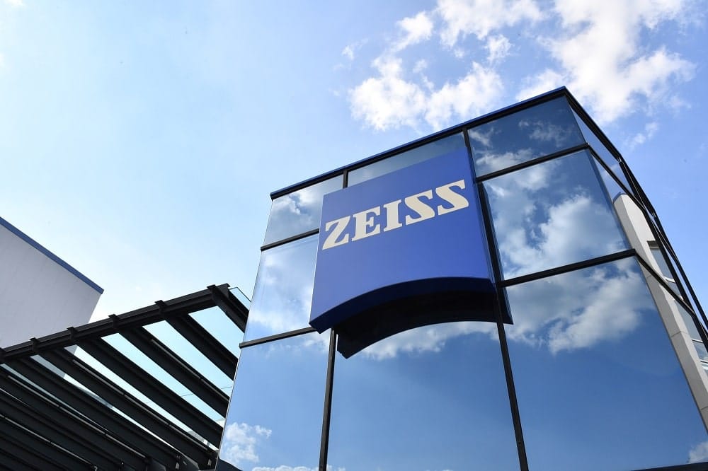 ZEISS Entrance Logo min