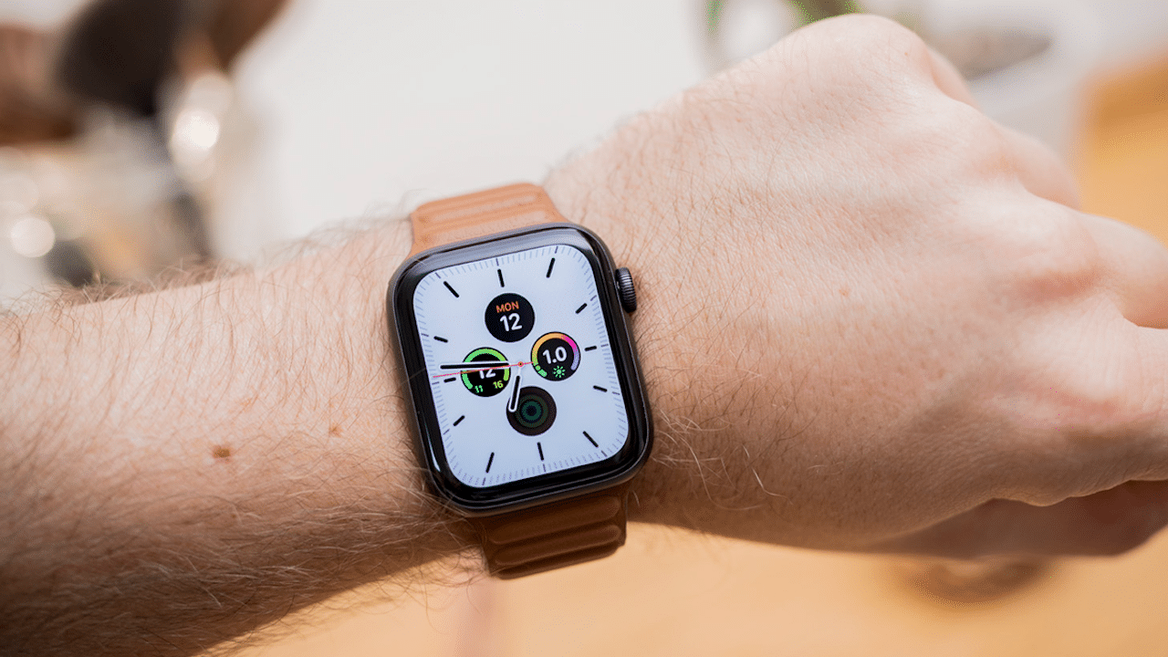 Apple Watch si conferma re degli smartwatch thumbnail