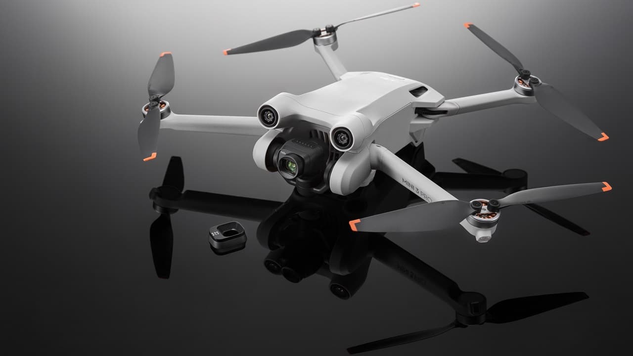 DJI Mini 3 Pro, un drone minuscolo e professionale thumbnail