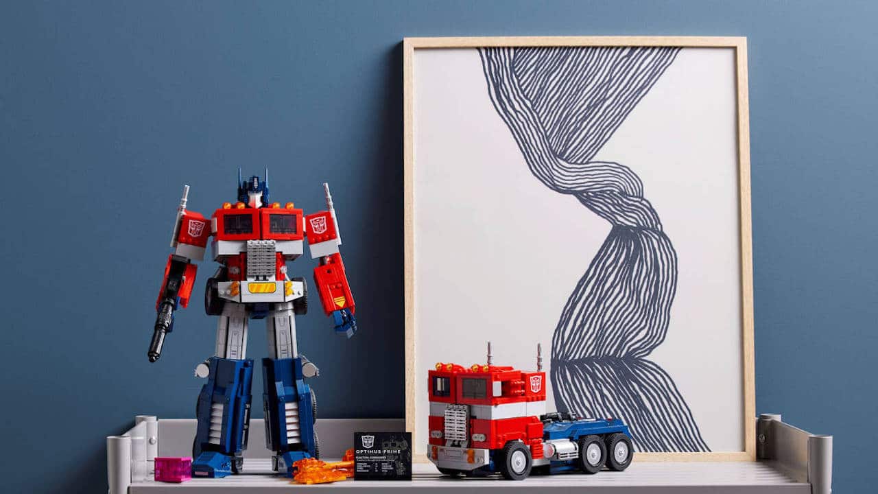 Lego lancia Transformers Optimus Prime thumbnail
