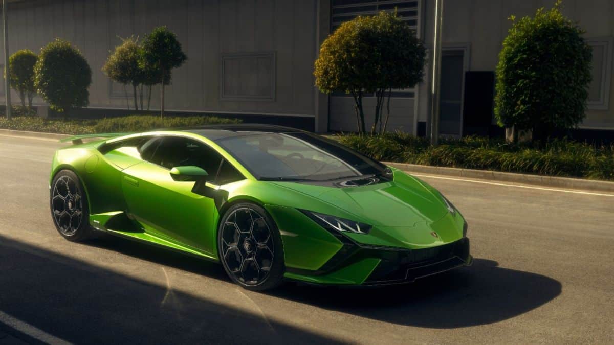 Huracán Tecnica: il nuovo "toro selvaggio" di Lamborghini thumbnail