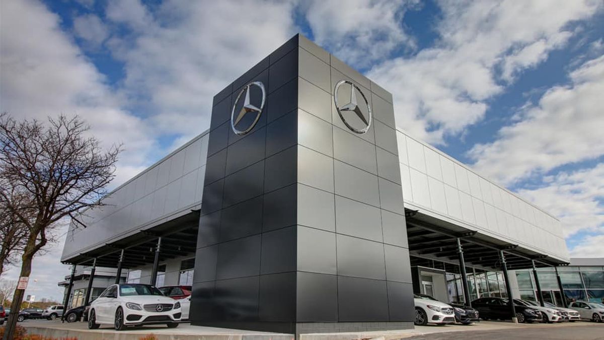 Mercedes prevede di tagliare il 10% dei suoi concessionari in tutto il mondo thumbnail