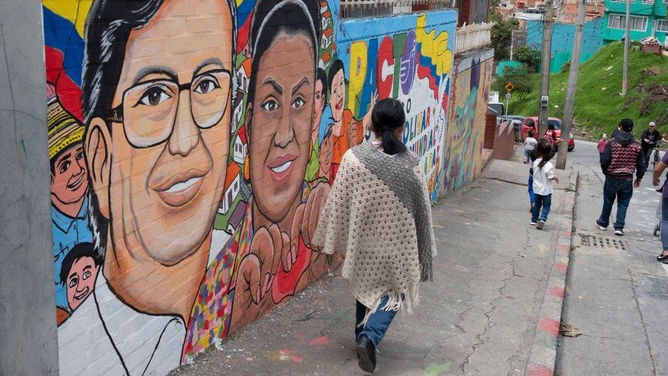 murales in onore a Gustavo Petro
