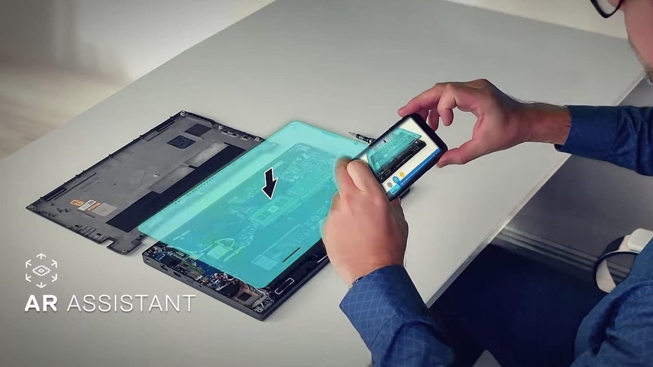 Dell AR Assistant, la realtà aumentata per riparare i dispositivi thumbnail