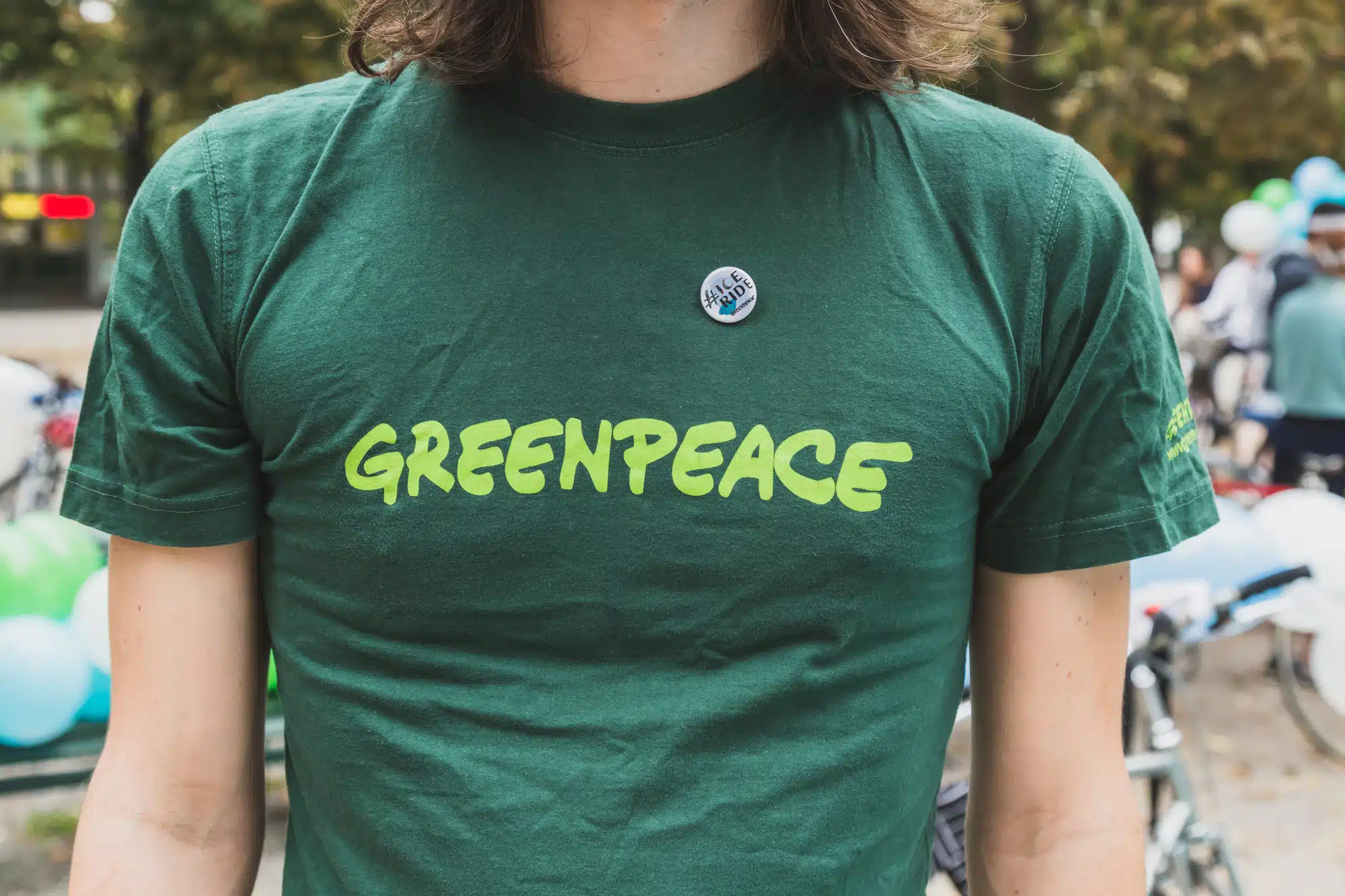 Greenpeace lancia una petizione per bannare gli spot sui combustibili fossili thumbnail