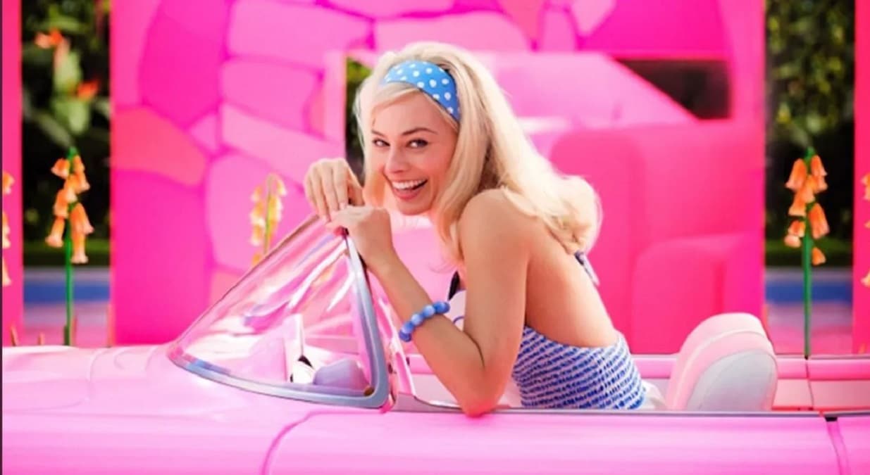 Il nuovo trailer di Barbie con la canzone originale di Dua Lipa thumbnail
