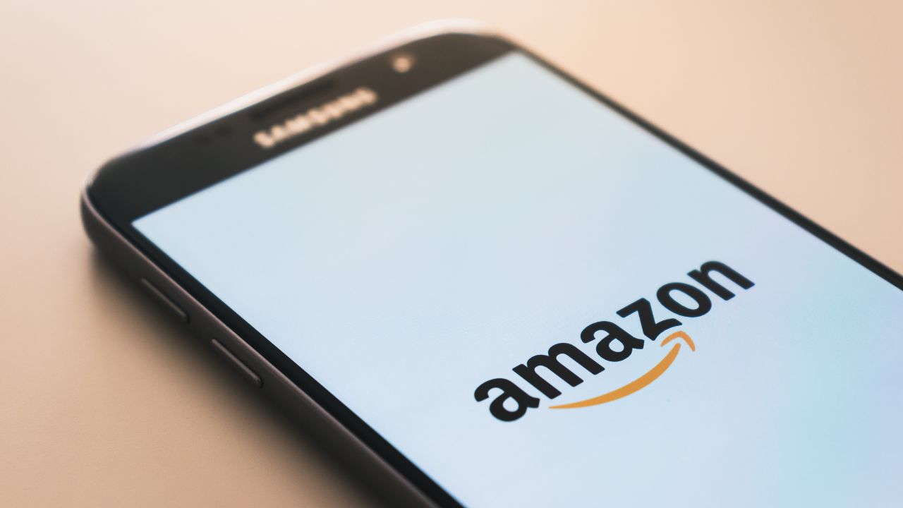 Amazon ha in programma un nuovo evento Prime per lo shopping quest'anno thumbnail