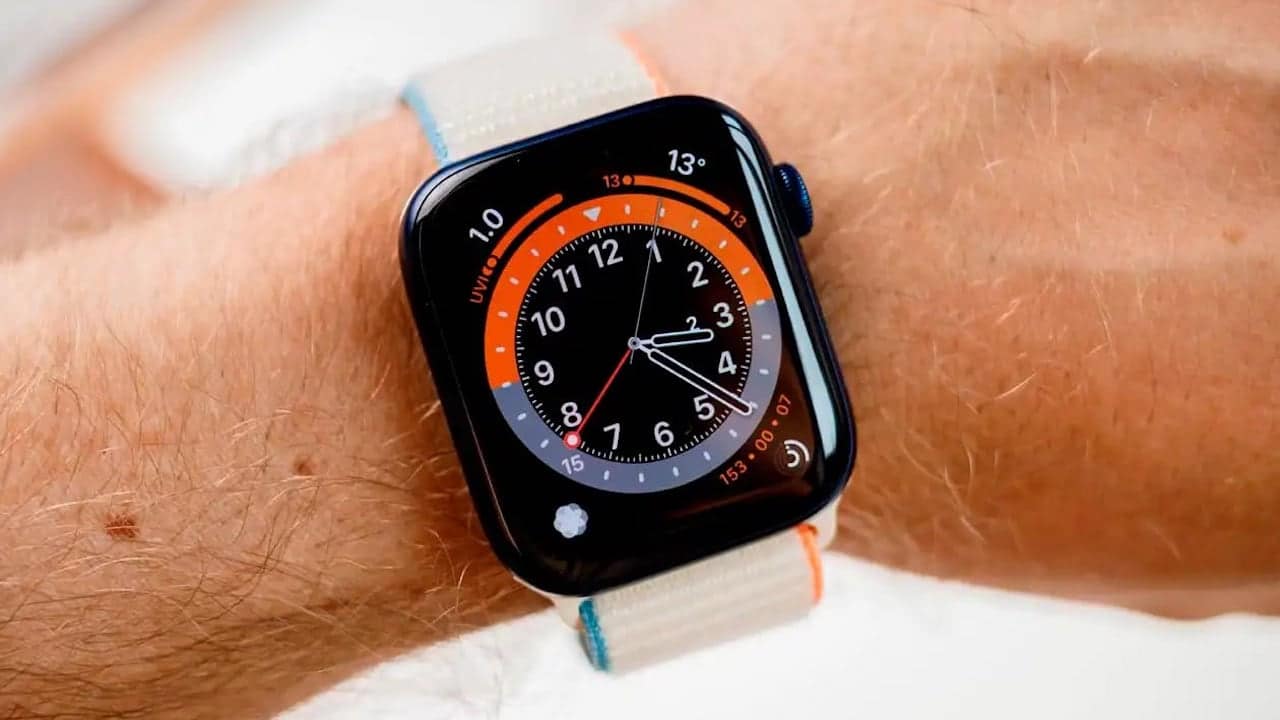 Apple Watch: con i sensori ECG è teoricamente possibile rilevare un infarto thumbnail