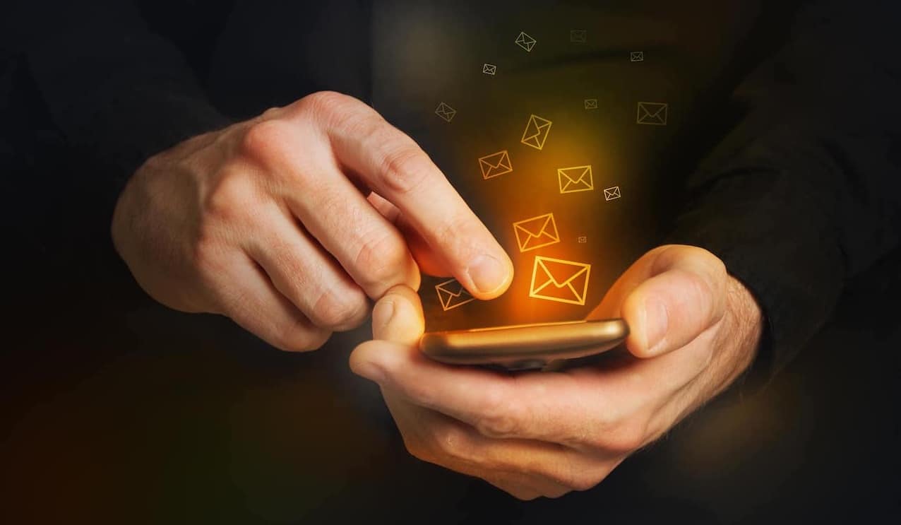 AGCOM blocca le app che offrono denaro per gli sms inutilizzati thumbnail