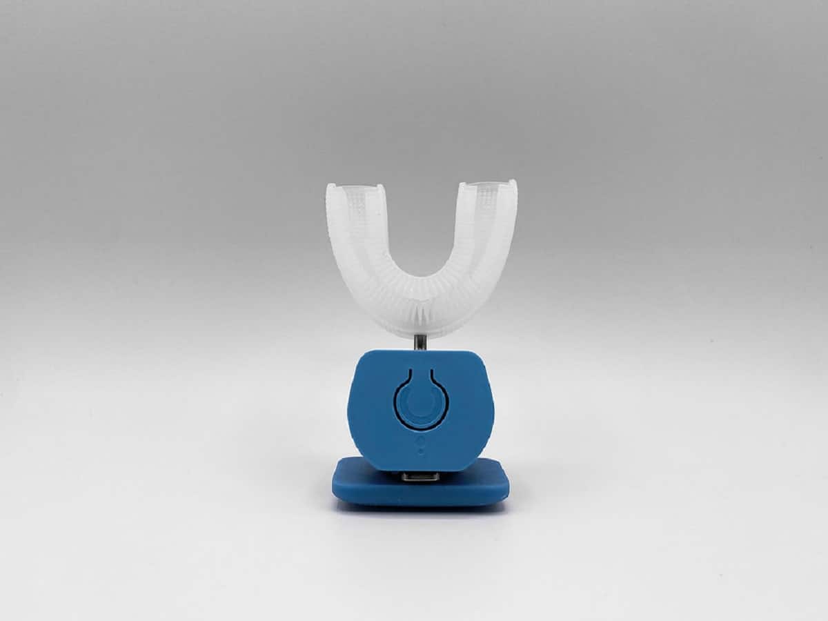 Cwash: il dispositivo per l'igiene orale smart in mostra ad IFA 2022 thumbnail