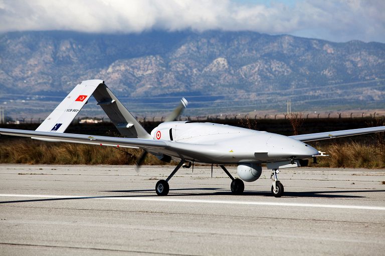 drone turco Bayraktar utilizzato dall'esercito ucraino