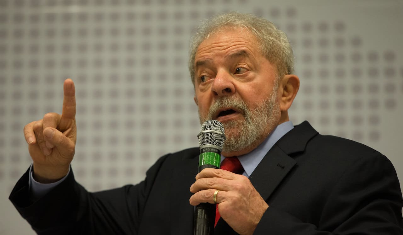 La bufala della settimana: Lula chiuderà tutte le chiese in Brasile thumbnail