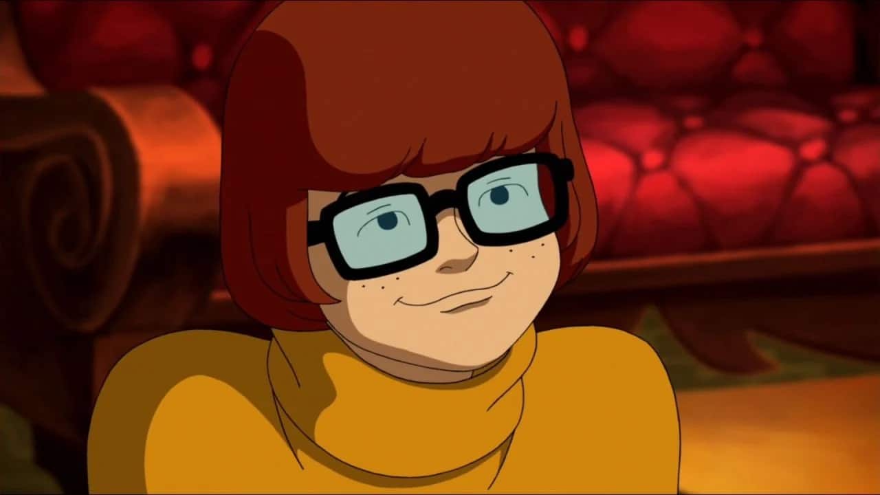 Velma è ufficialmente queer nel nuovo film di Scooby Doo thumbnail