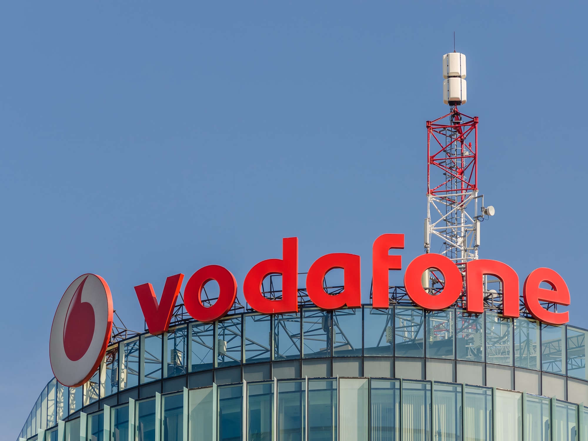 Vodafone porta il 5G in 1500 piccoli comuni: saranno 2500 entro il 2023 thumbnail