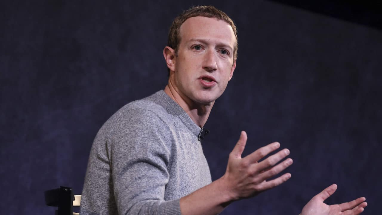 Mark Zuckerberg annuncia un taglio del personale thumbnail