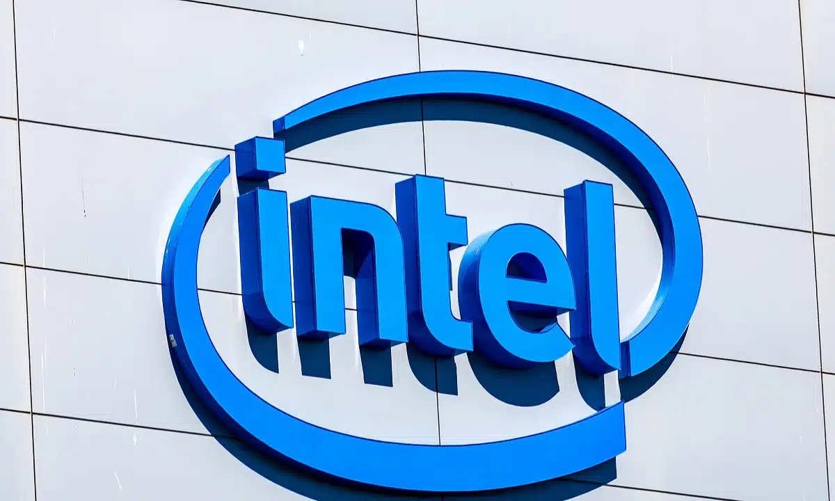 Intel potrebbe tagliare migliaia di posti di lavoro nei prossimi mesi thumbnail
