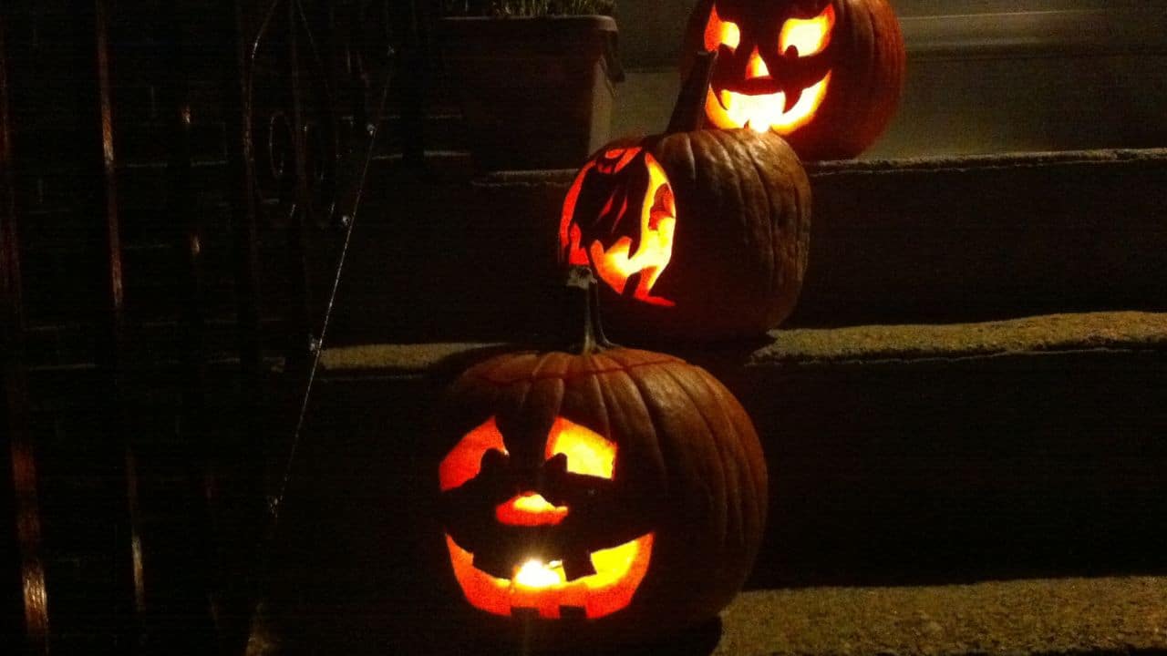 Trucco Halloween: i trend virali su Tik Tok thumbnail
