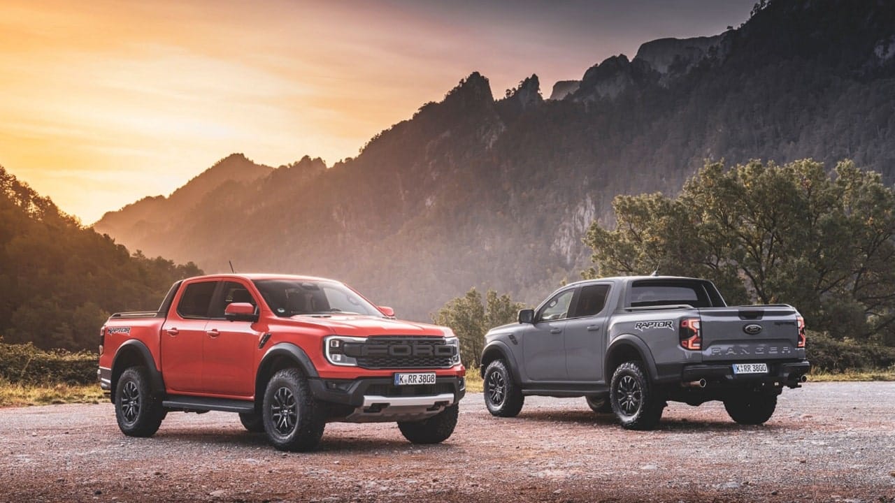 Ford Ranger Raptor, il pick-up arriva in Europa thumbnail