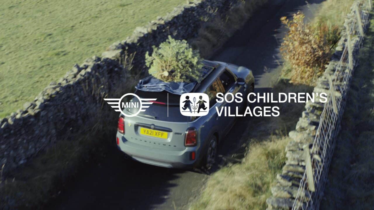 Driving Home for Christmas, MINI sostiene SOS Children’s Villages thumbnail