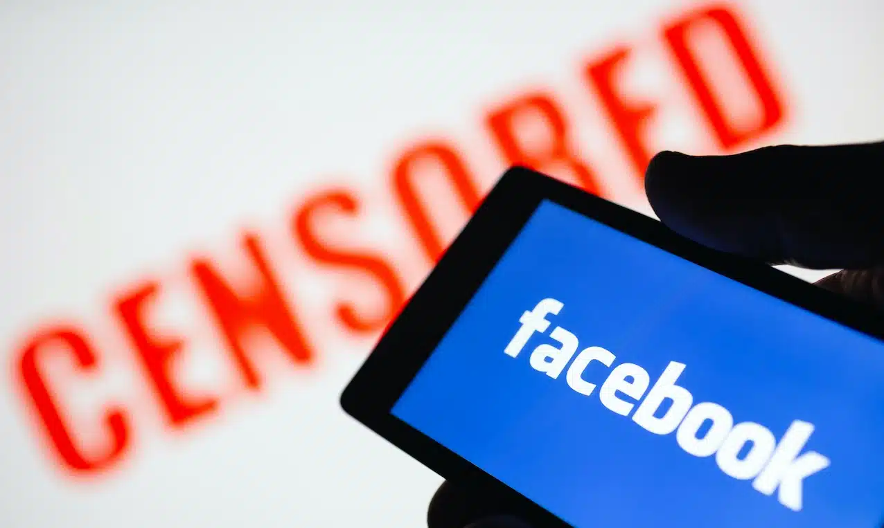 Censura su Facebook e Instagram: cade il tabù dei capezzoli femminili thumbnail