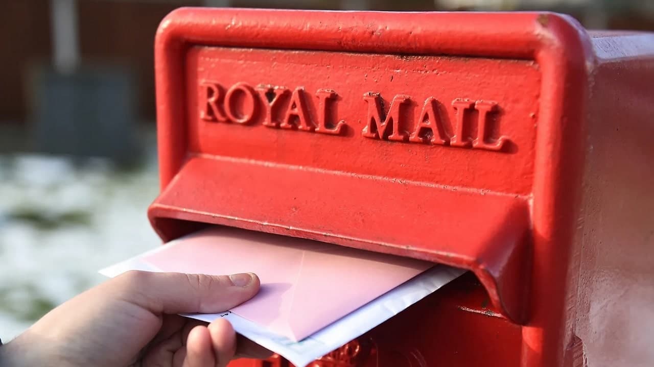 Royal Mail, le poste inglesi attaccate da un ransomware russo thumbnail