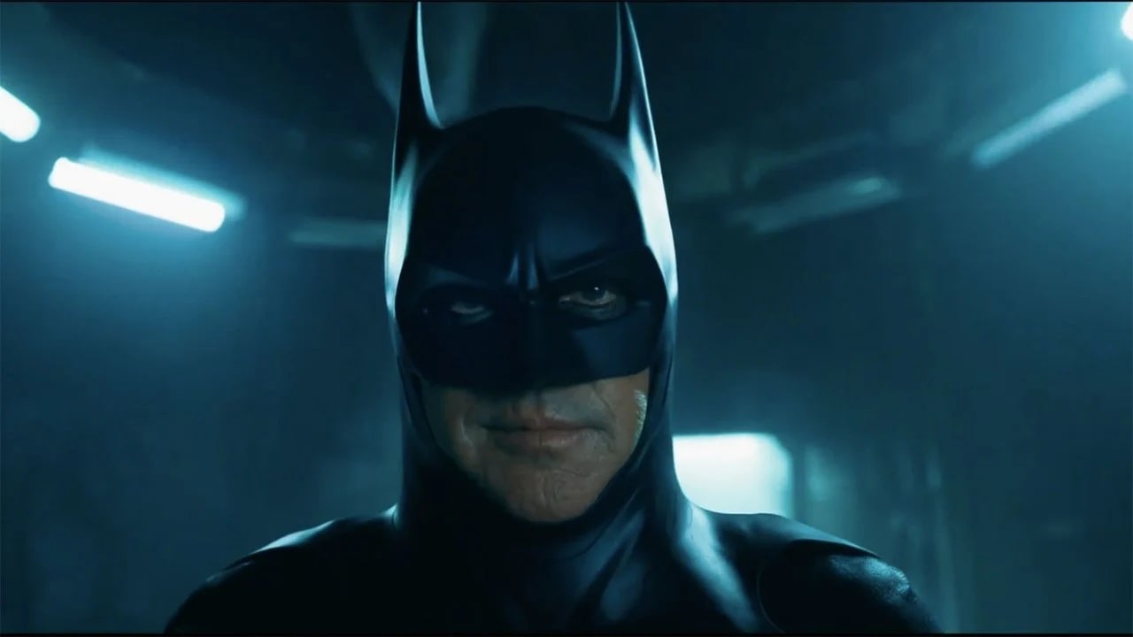 I Batman di Keaton e Ben Affleck nel trailer di The Flash thumbnail