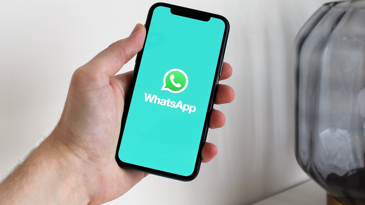 WhatsApp: presto si potrà usare l'app con gli username. Ecco cosa cambia thumbnail