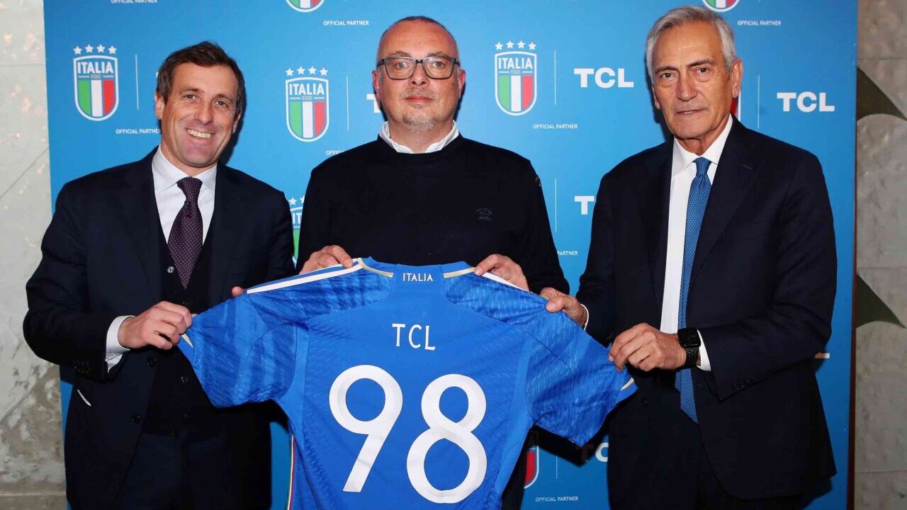 TCL è nuovo official partner della Nazionale Italiana thumbnail