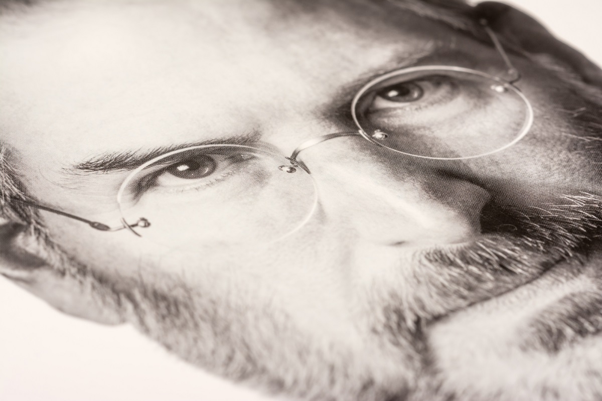 Quanto vale un oggetto firmato da Steve Jobs? Tanto thumbnail