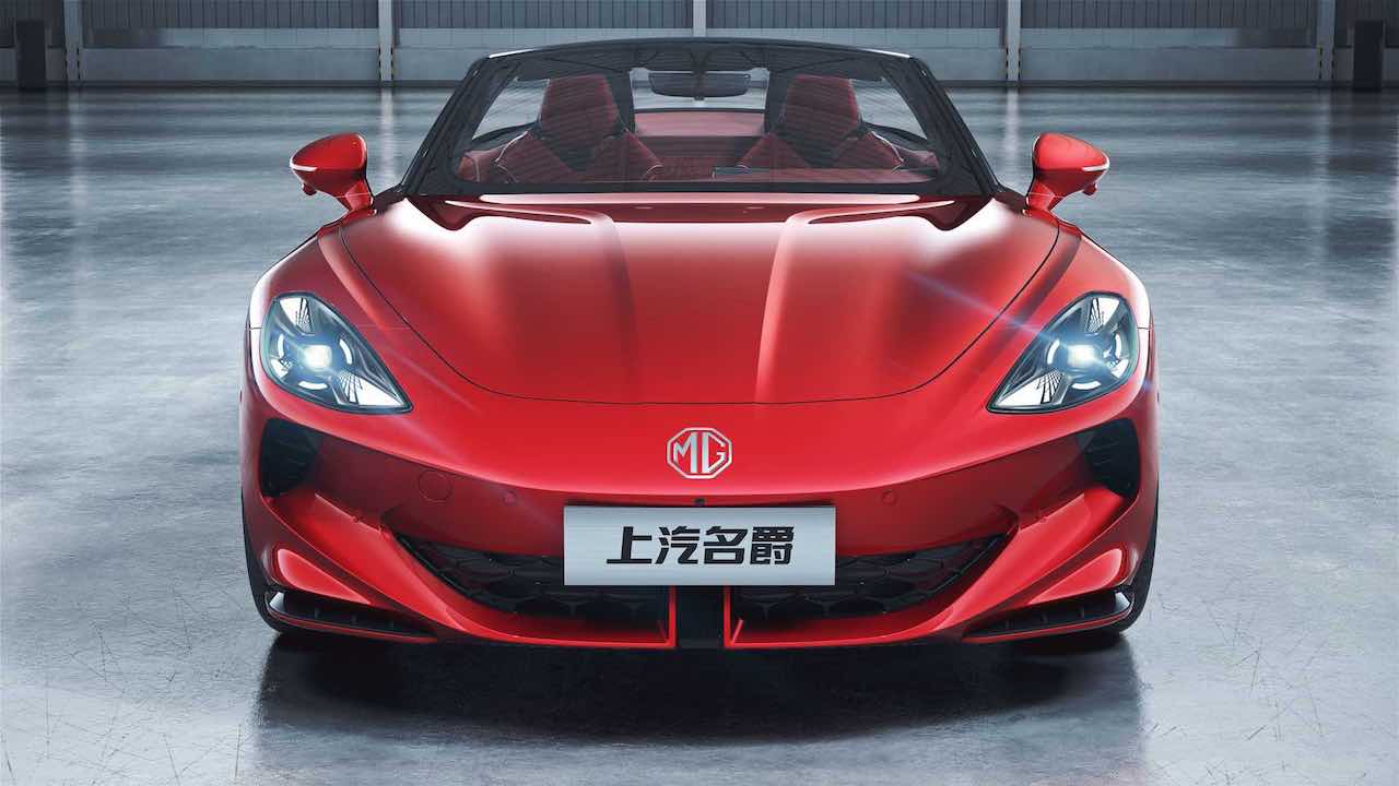MG Cyberster, la roadster elettrica da 800 km debutta a Shanghai thumbnail